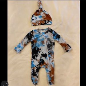 Angel Dear x SpearmintLove Tie Dye Zipper Footie